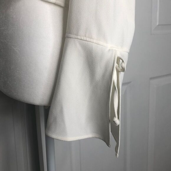 The Fifth label off white long sleeve crop top - Picture 4 of 7